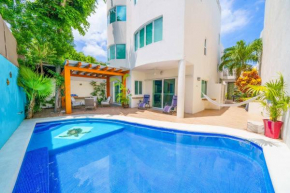 5 Bedroom Modern Villa with Private Pool - Great Location